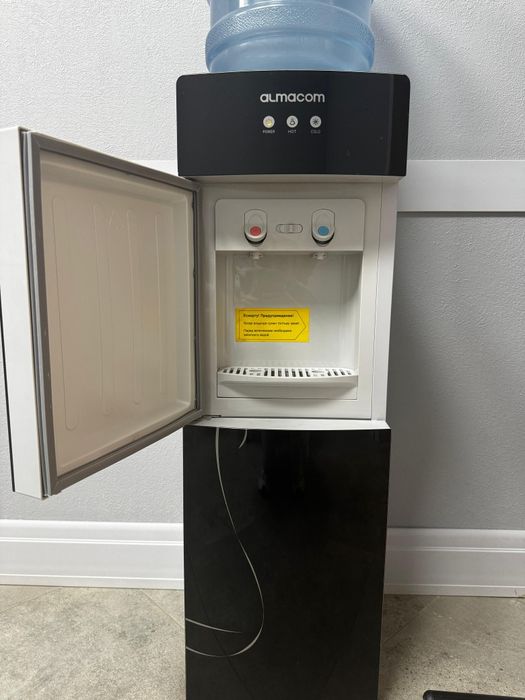 Диспенсер для воды