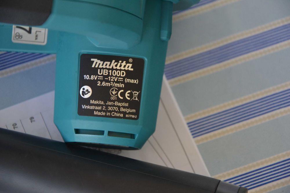 Оригинална нова въздуходувка Makita 12V