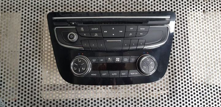 Panou Modul Unitate Navigatie Comenzi Climatronic Peugeot 508 An 2011-2018