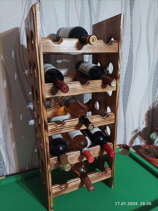 Стойка, стелаж за вино