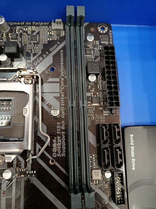 Материнка+ссд рабочие