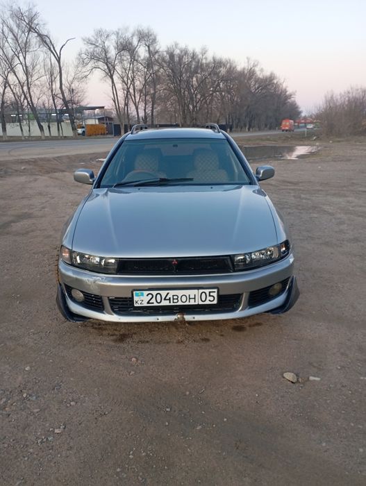 Mitsubishi Legnum 2.5л.