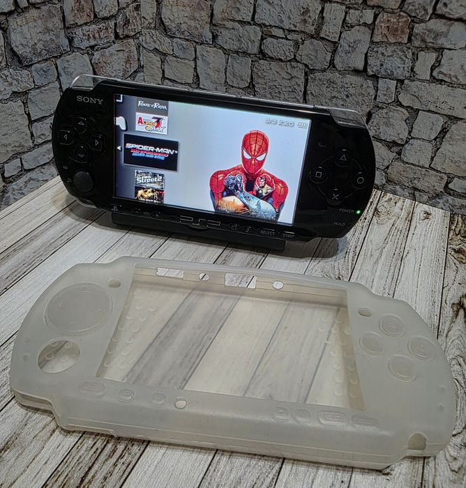 Sony PSP 3000 piano black