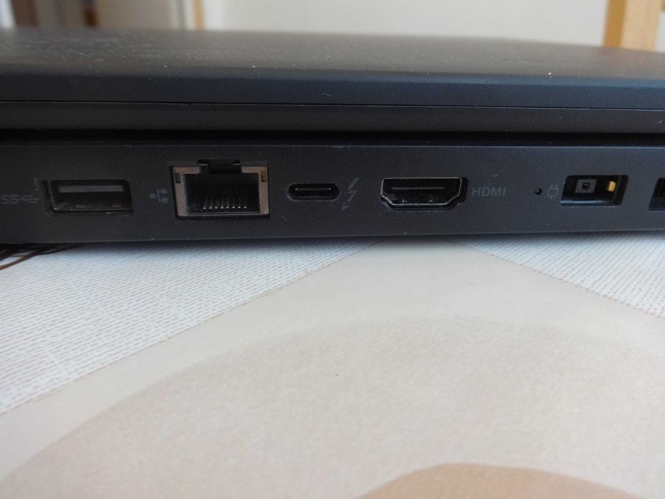 Мощен Лаптоп Lenovo Thinkpad P50 15.6" i7-6820HQ/RAM16GB/SSD 480GB