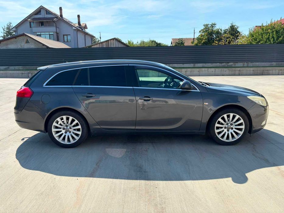 Opel Insignia Sports Tourer, 2010 – 258.664 km