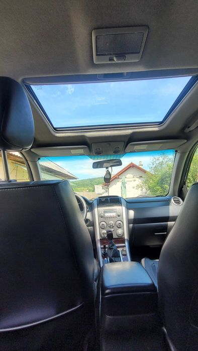 Vând Suzuki Grand Vitara