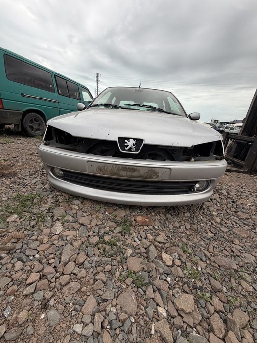 НА ЧАСТИ пежо  306 СЕДАН 1.6 88 кс  БЕНЗИН АВТОМАТИК