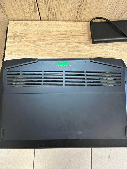 Лаптоп HP Pavilion 17 MD-17 GJRT