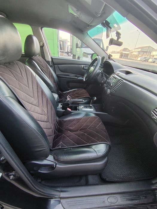 Автомобиль киа лотзе