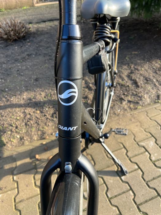 Vând Bicicletă Giant