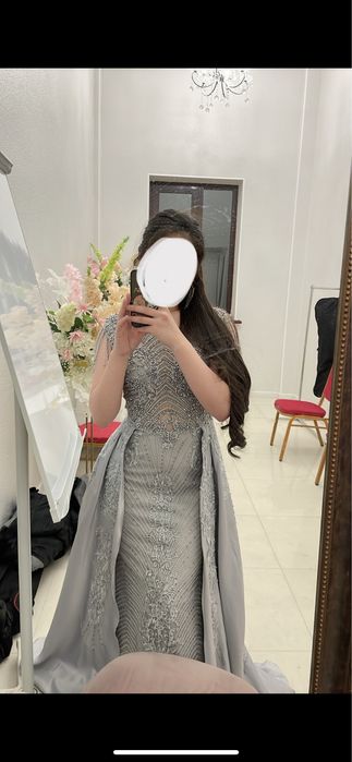 Вечерние платья