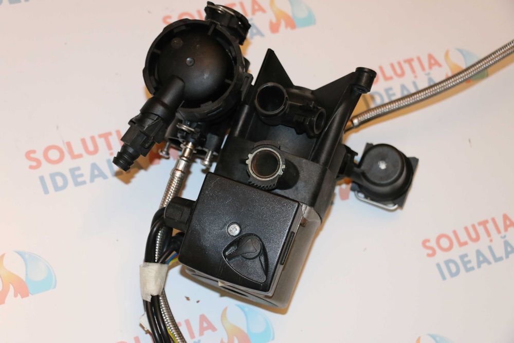 Grup hidraulic sau pompa Grundfos UPS 15-60 RLE centrala Bosch 5000