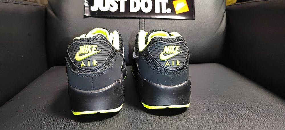 Nike Air Max 90,номер 39
