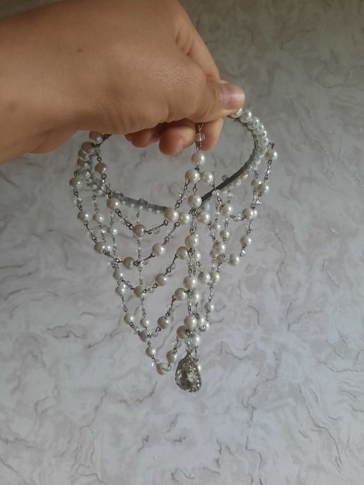 Diadema tilla qosh