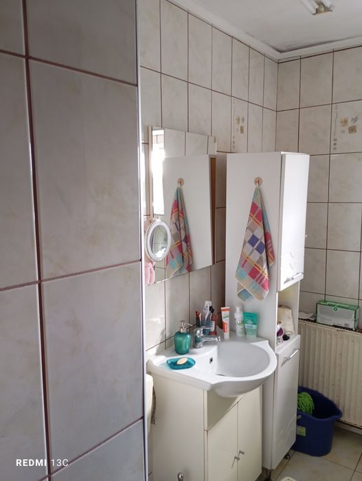 Vând apartament !!