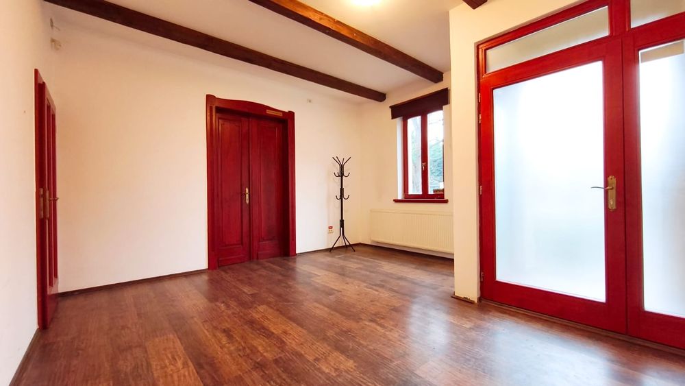 Casa de locuit/spatiu pentru birouri, Subcetate