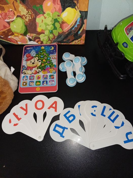 Игрушки, машинка