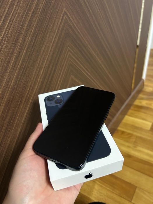 Айфон 13 . В хорошем состянии