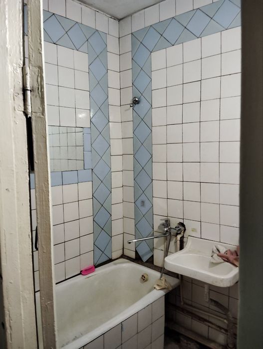 Продам квартиру 2/9/9 Яккасарайский район.