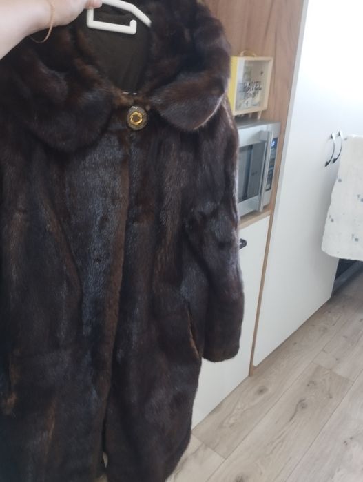 Продам шубу норковую