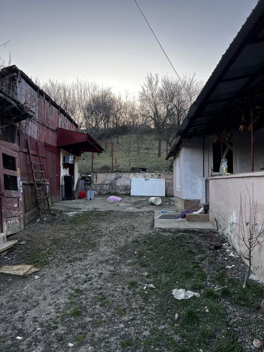 Casa de vanzare in Suseni