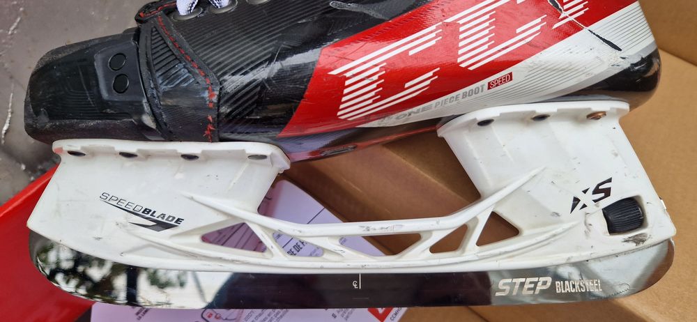 Кънки за лед CCM JETSPEED FT4 Pro, Blacksteel, No. 45