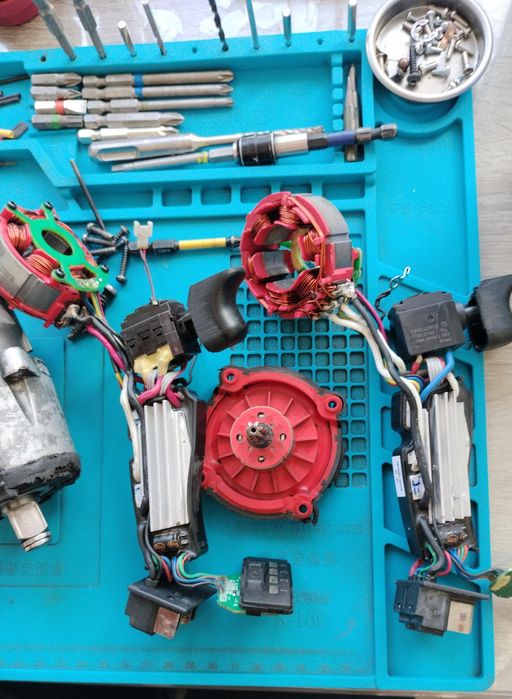 Reparatii scule electrice profesionale și acumulatori