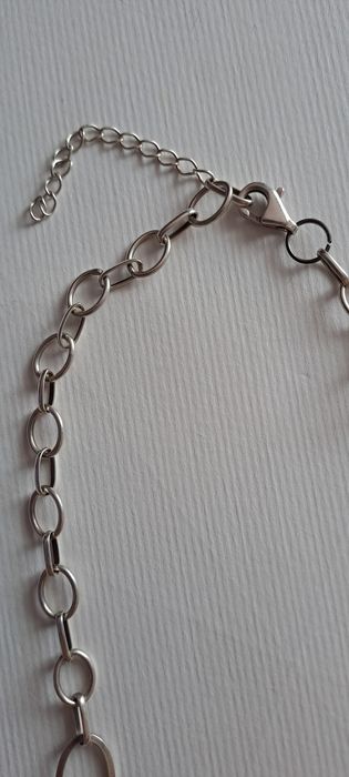 Продавам сребърен синджир и пръстен
