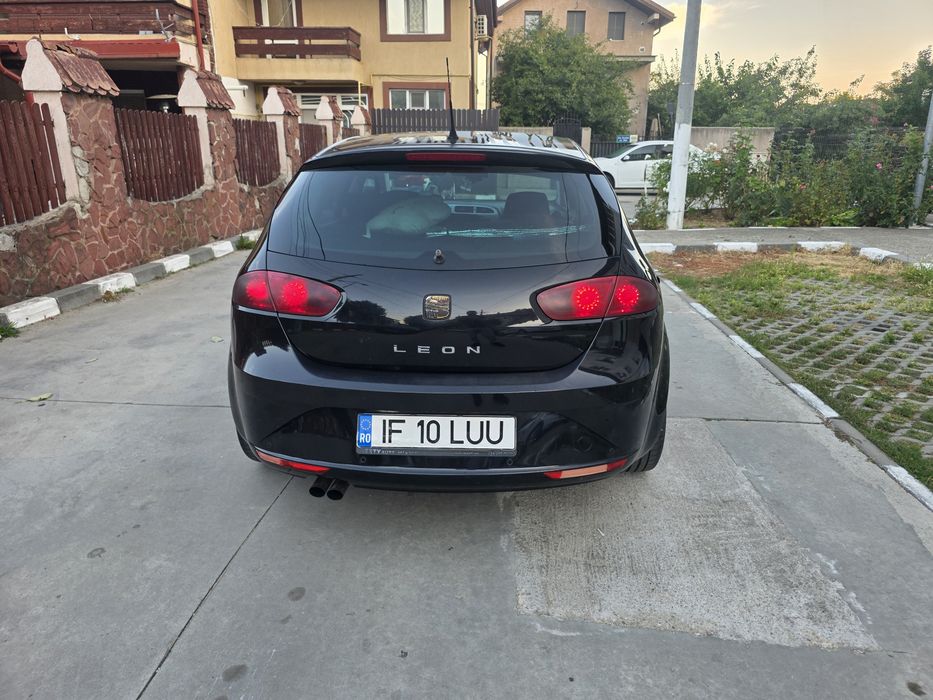 SEAT Leon 2011 — imagine 5