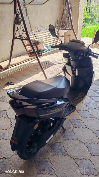 Elektr skuter sotiladi, holati ideal, prabegi kam