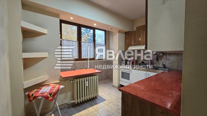 Продава се Двустаен апартамент в София, Толстой - 60 кв.м за 1917 €/кв.м - Снимка #1