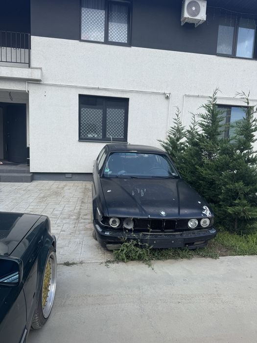 BMW Seria 7 1990 — imagine 3