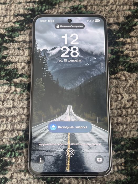 Продам Samsung s 24 Fe