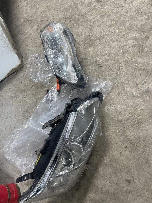 орнгинал фары от камри 55