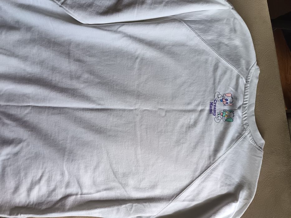 Vând bluza originala Hard Rock