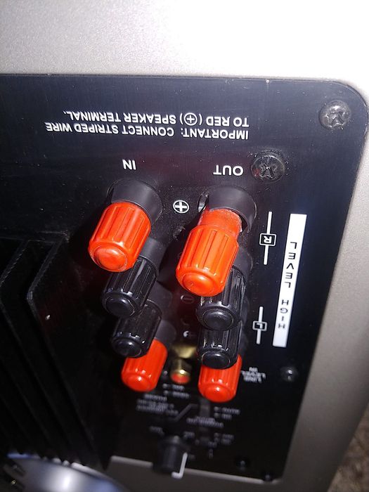 Harman Kardon HKTS 7 subwoofer TS 7 si 4 sateliti