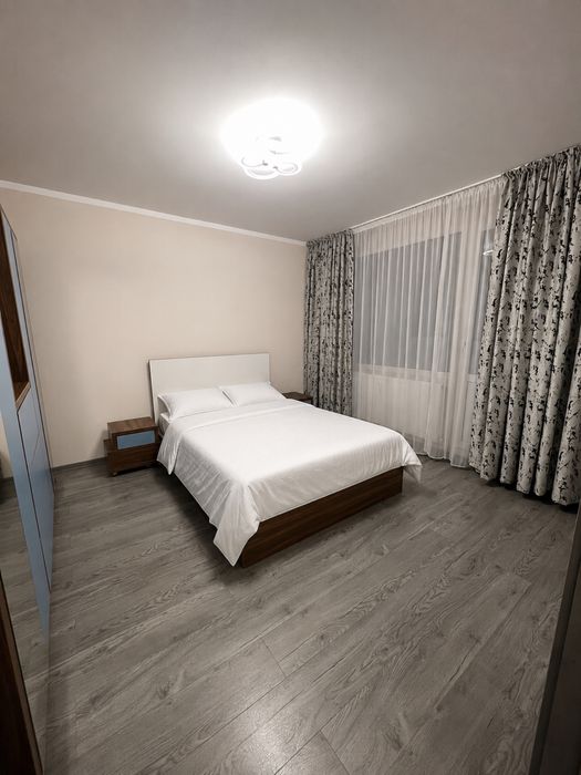 Apartament 3 camere - Piața Progresul