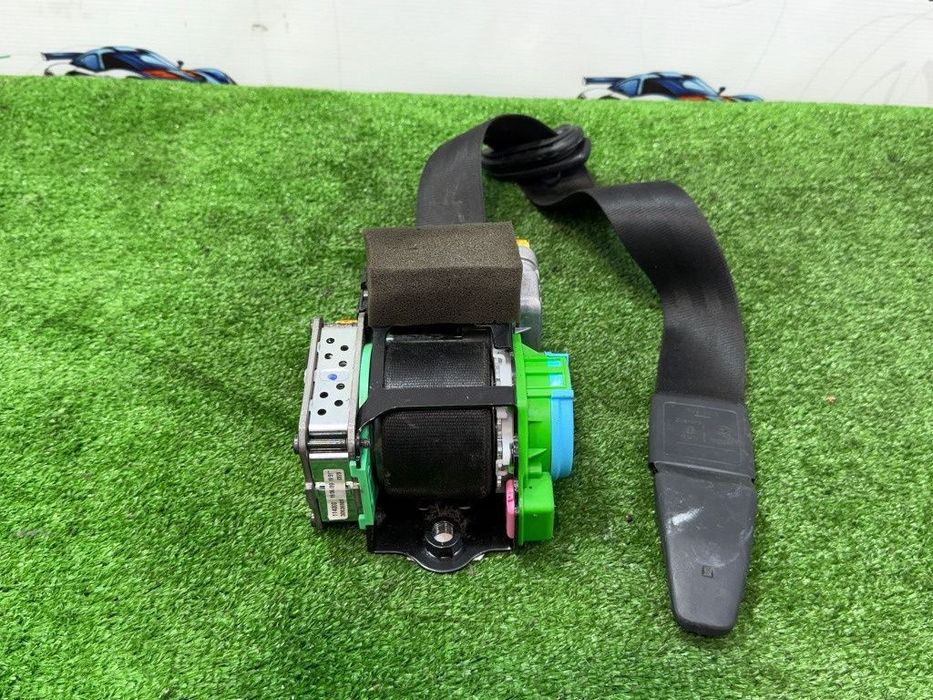 Centura siguranta fata dreapta 2009 audi a4 avant 2.0 diesel cod oem 8k1857706 3063561 2009-2016