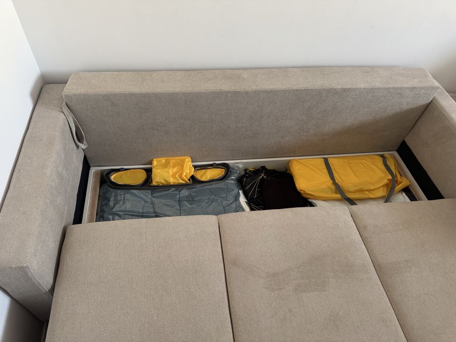 Canapea extensibila(ca noua)