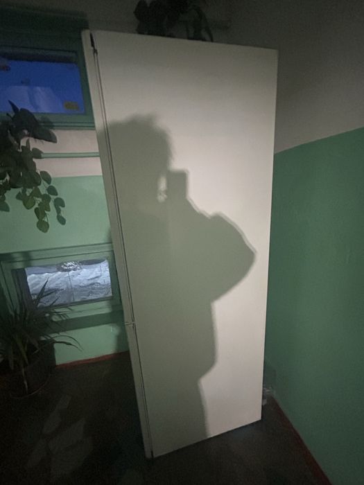 Продам холоднильник BOSCH в отличном состоянии