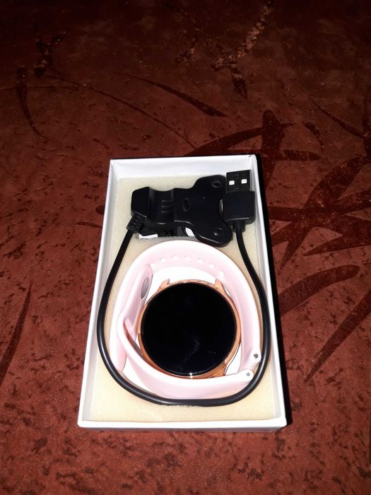 Продавам НОВИ ДАМСКИ ЧАСОВНИЦИ, 2 броя с ГОЛЯМА отстъпка