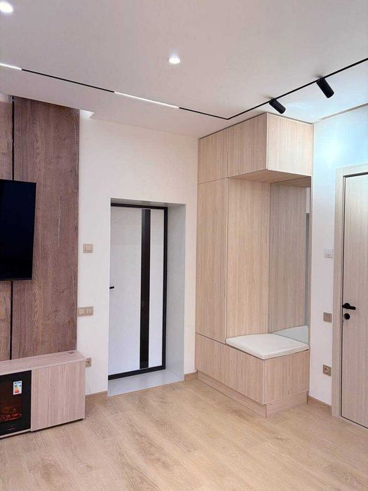 Сдам в аренду новую 3х комнатную квартиру в центре