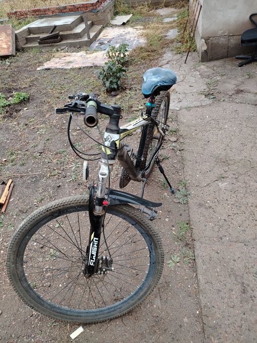 Продам велосипед бунт, трубы 90мм