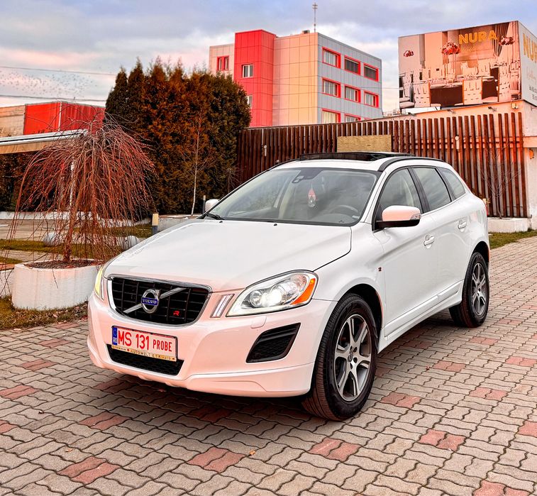 Volvo Xc60 R AWD 4x4 2.4 205Cp Camera R Pano City Safety Portbagaj El