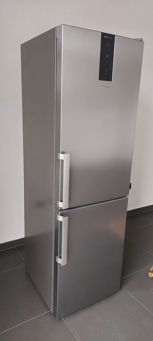 Хладилник Whirlpool като нов в гаранция