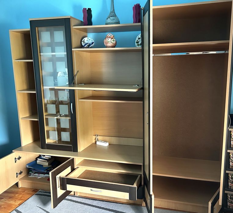 Mobilier cameră/dormitor + canapea extensibilă | Set complet modern | Stare foarte bună