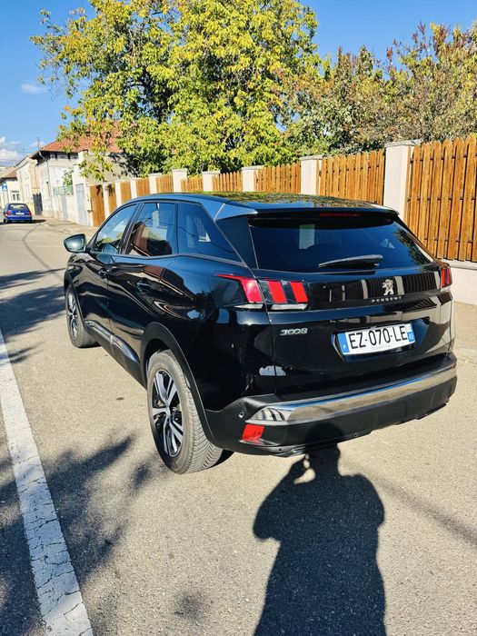 PEUGEOT 3008 1.2 benzina automat
