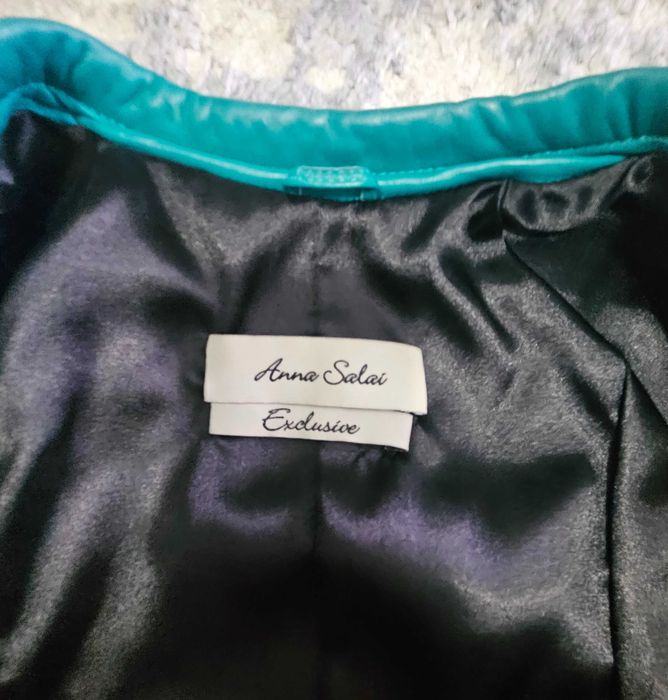 Плащ кожаный зелёный