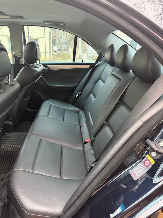 Mercedes Benz W203 C230 ideal holatda