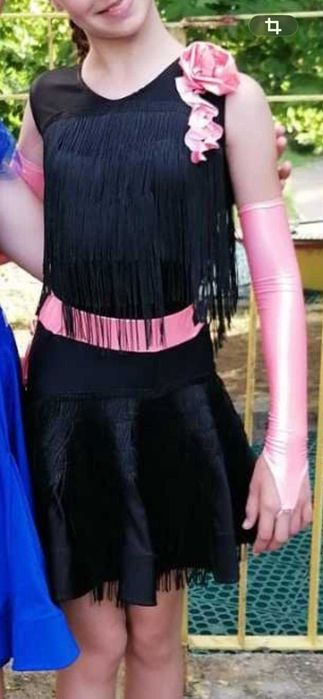 Продавам рокля за латино